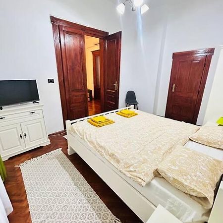 Appartement Hidden Gem In The Old Town à Timişoara Extérieur photo