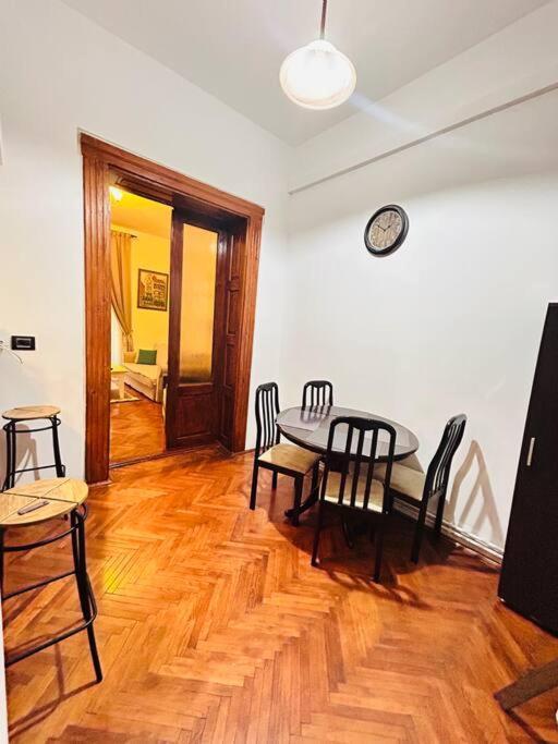 Appartement Hidden Gem In The Old Town à Timişoara Extérieur photo
